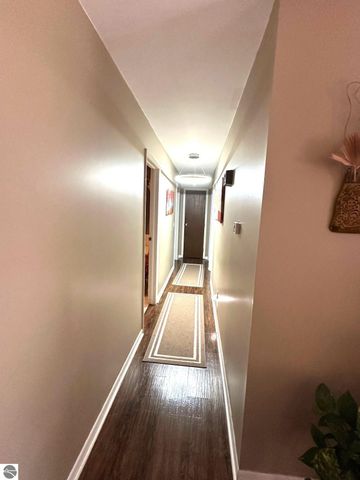 209 West Drive, Mt Pleasant, MI 48858