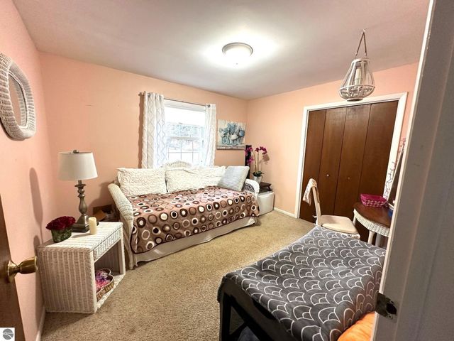 209 West Drive, Mt Pleasant, MI 48858