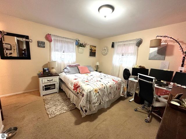 209 West Drive, Mt Pleasant, MI 48858