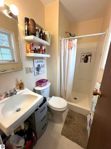 209 West Drive, Mt Pleasant, MI 48858