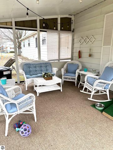 209 West Drive, Mt Pleasant, MI 48858