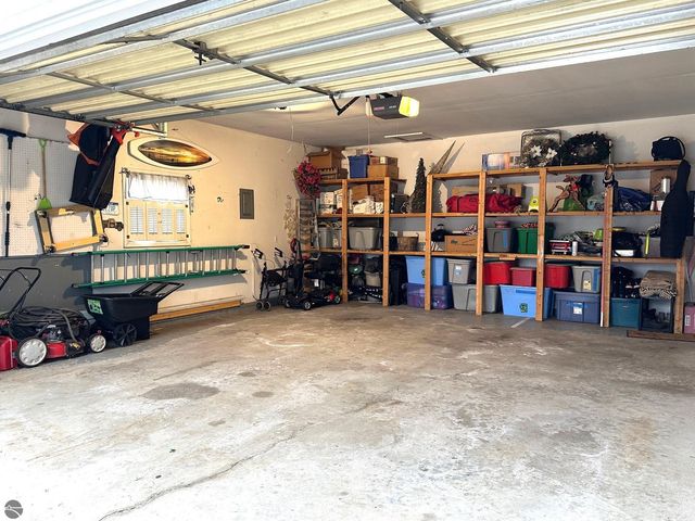 209 West Drive, Mt Pleasant, MI 48858