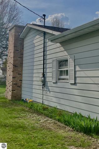 209 West Drive, Mt Pleasant, MI 48858