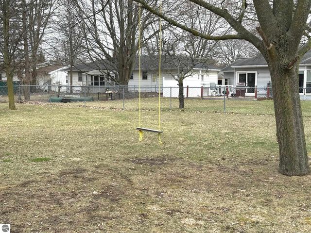 209 West Drive, Mt Pleasant, MI 48858