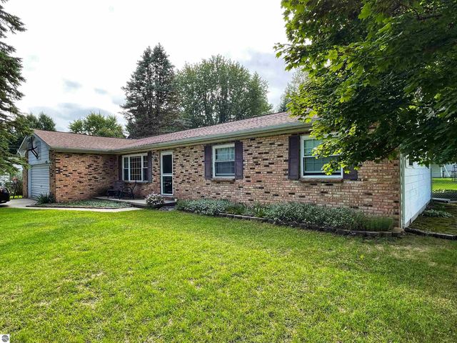 209 West Drive, Mt Pleasant, MI 48858