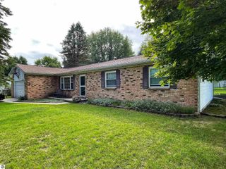 209 West Drive, Mt Pleasant, MI 48858