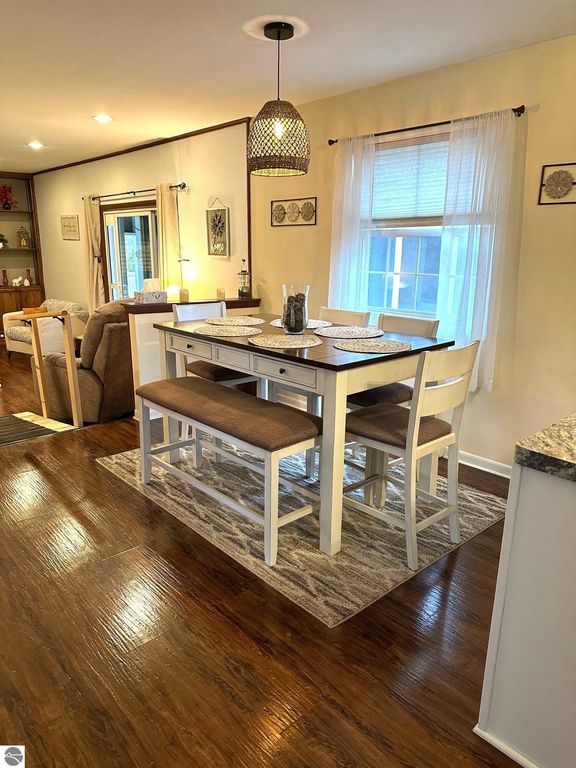 Image 9 of property listing at 209 West Drive, Mt Pleasant, MI 48858