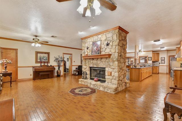 9310 S Business 6, Navasota, TX 77868