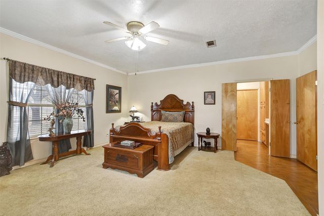 9310 S Business 6, Navasota, TX 77868