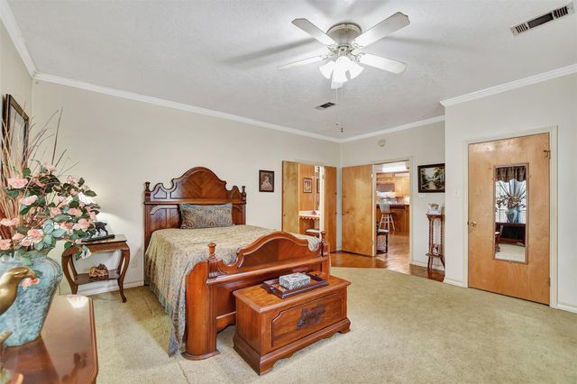 9310 S Business 6, Navasota, TX 77868