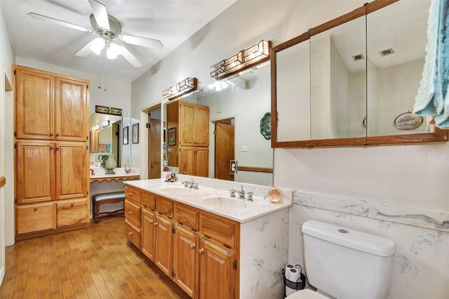 9310 S Business 6, Navasota, TX 77868