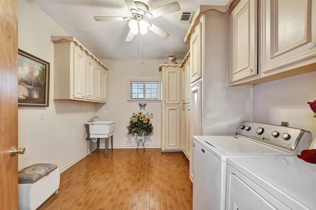 9310 S Business 6, Navasota, TX 77868