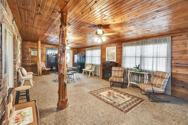 9310 S Business 6, Navasota, TX 77868