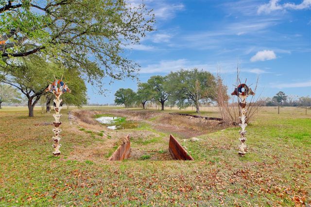 9310 S Business 6, Navasota, TX 77868