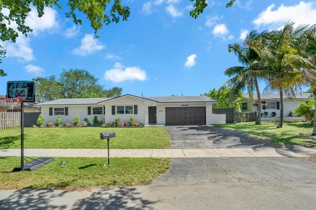 8824 SW 197th Terrace, Cutler Bay, FL 33157