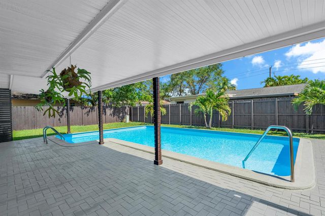 8824 SW 197th Terrace, Cutler Bay, FL 33157