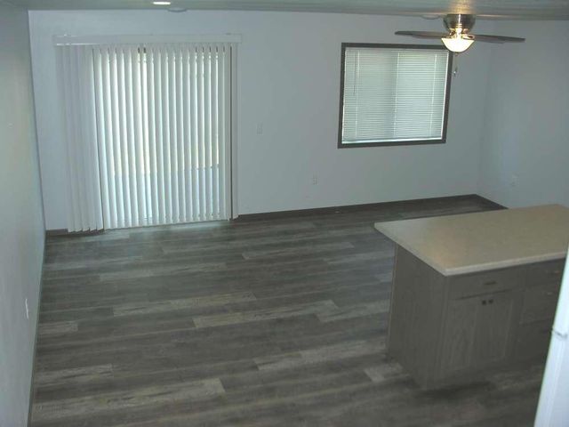 207 S 1st Street, Osage, IA 50461