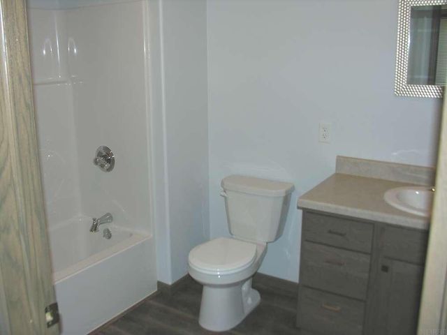 207 S 1st Street, Osage, IA 50461