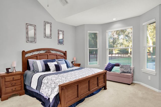 33402 Hillside Drive, Pinehurst, TX 77362