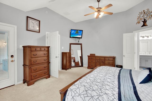 33402 Hillside Drive, Pinehurst, TX 77362