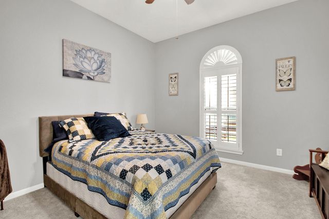 33402 Hillside Drive, Pinehurst, TX 77362