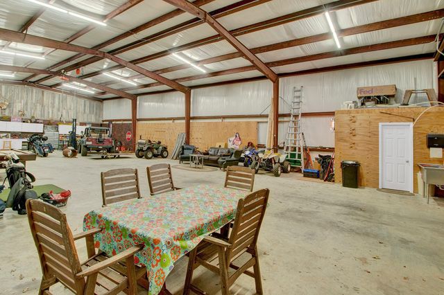 33402 Hillside Drive, Pinehurst, TX 77362