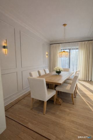 20 North Lake Shore Drive, Brookfield, CT 06804