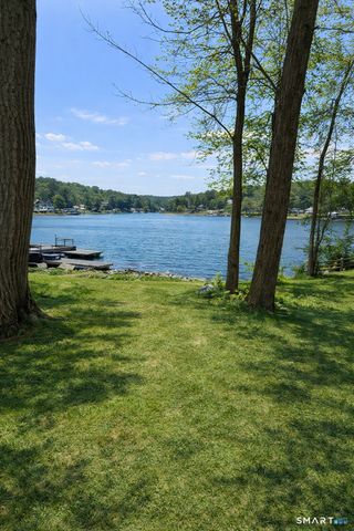 20 North Lake Shore Drive, Brookfield, CT 06804