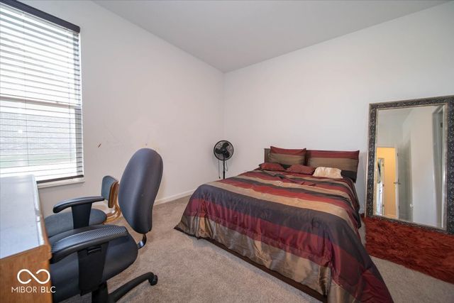 564 Lanai Lane, Greenwood, IN 46143