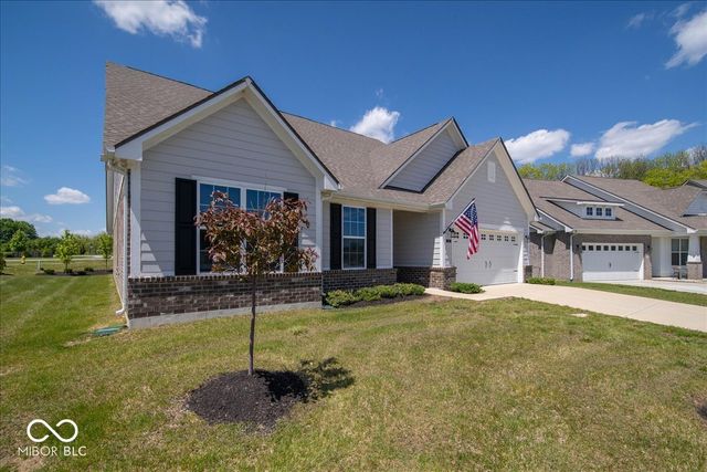 564 Lanai Lane, Greenwood, IN 46143