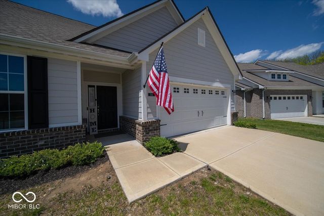 564 Lanai Lane, Greenwood, IN 46143