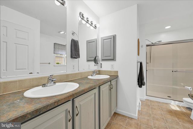 464 WYNONAH DR, Auburn, PA 17922