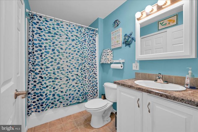 464 WYNONAH DR, Auburn, PA 17922