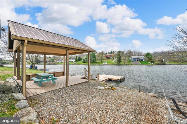 464 WYNONAH DR, Auburn, PA 17922