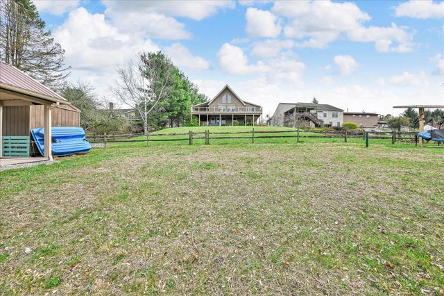 464 WYNONAH DR, Auburn, PA 17922