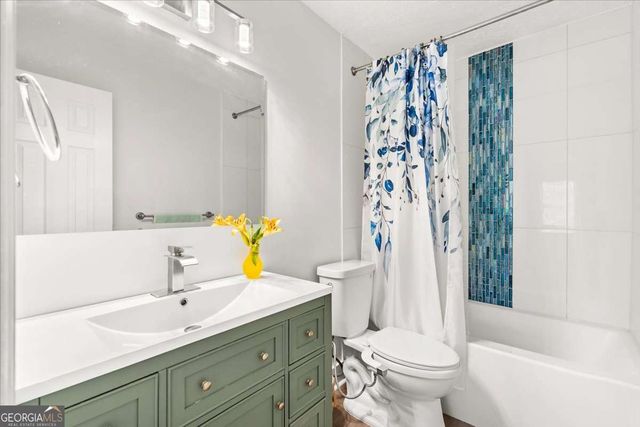 1359 N Crossing Drive NE, Atlanta, GA 30329