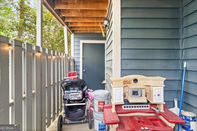 1359 N Crossing Drive NE, Atlanta, GA 30329