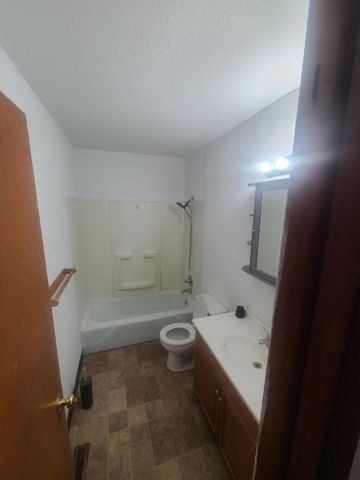 4635 S Glenn, Wichita, KS 67217