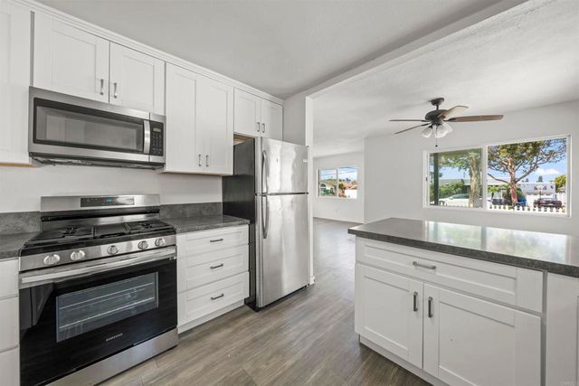 721 Del Mar Avenue, Chula Vista, CA 91910