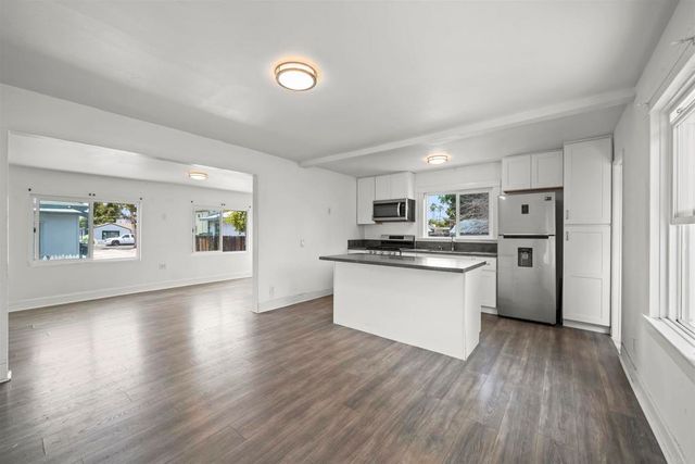 721 Del Mar Avenue, Chula Vista, CA 91910