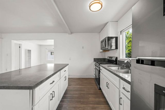 721 Del Mar Avenue, Chula Vista, CA 91910