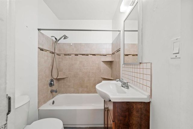 721 Del Mar Avenue, Chula Vista, CA 91910