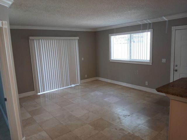 522 Trace Circle 205, Deerfield Beach, FL 33441