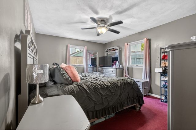 157 Maplewood Ave, Gloucester, MA 01930