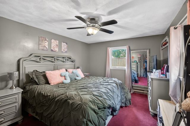 157 Maplewood Ave, Gloucester, MA 01930