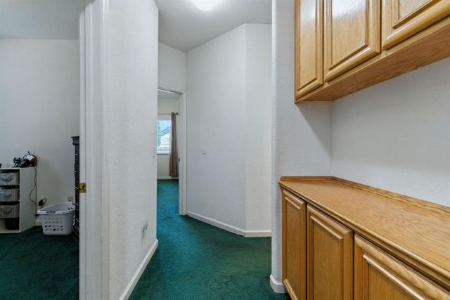 1052 Mockingbird Lane, Valley Springs, CA 95252