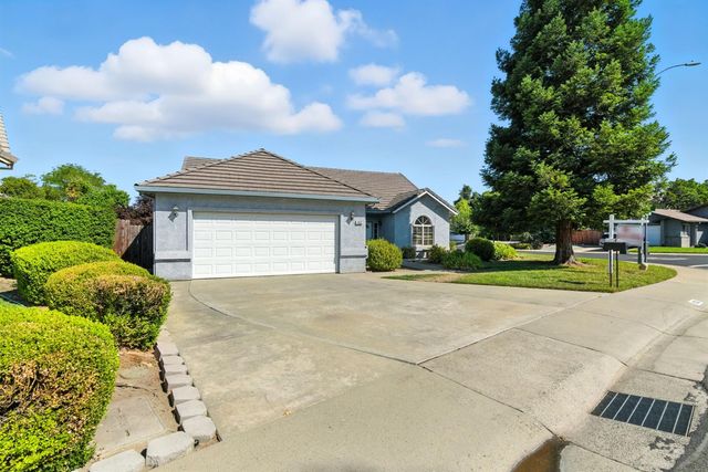 1052 Mockingbird Lane, Valley Springs, CA 95252