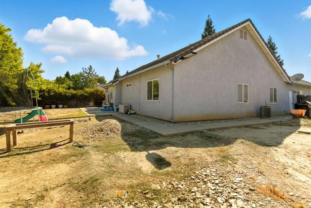 1052 Mockingbird Lane, Valley Springs, CA 95252