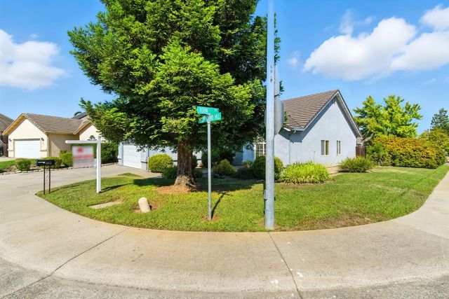 1052 Mockingbird Lane, Valley Springs, CA 95252