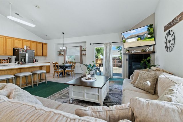 1052 Mockingbird Lane, Valley Springs, CA 95252